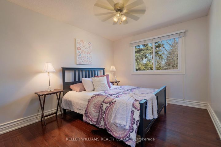 Photo 17 at 20 - 6779 Glen Erin Drive, Meadowvale, Mississauga