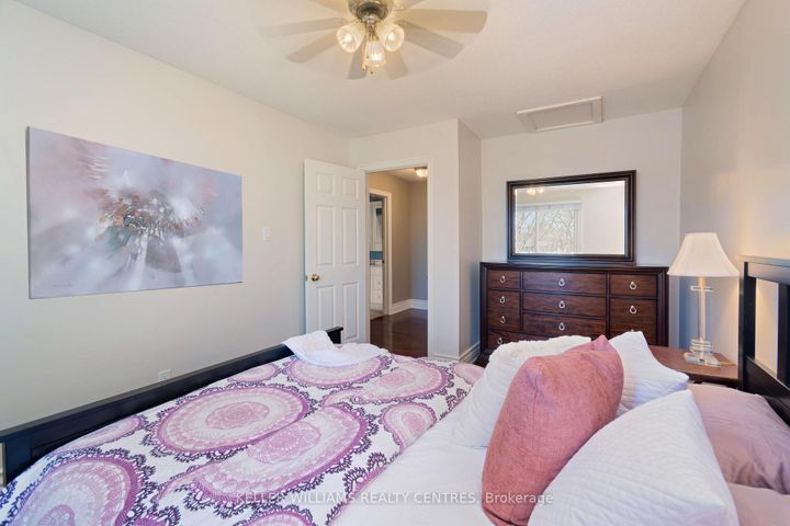 Photo 18 at 20 - 6779 Glen Erin Drive, Meadowvale, Mississauga