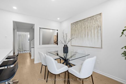 Photo 8 at 26 - 50 Silverbell Grove, Malvern, Toronto