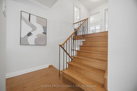 Photo 15 at 2 Thicket Road, Markland Wood, Toronto
