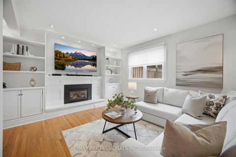 Photo 25 at 2 Thicket Road, Markland Wood, Toronto