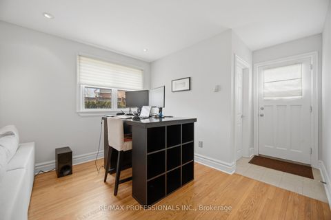 Photo 27 at 2 Thicket Road, Markland Wood, Toronto