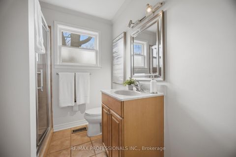 Photo 31 at 2 Thicket Road, Markland Wood, Toronto