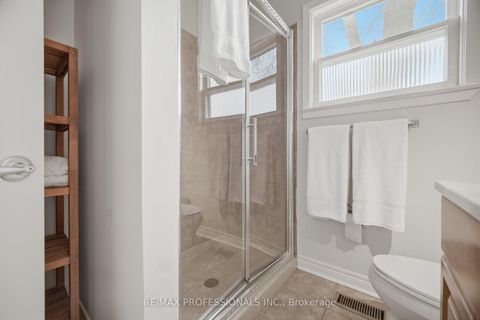 Photo 32 at 2 Thicket Road, Markland Wood, Toronto
