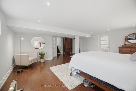 Photo 36 at 2 Thicket Road, Markland Wood, Toronto