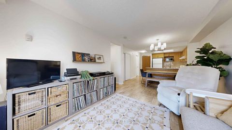 Photo 7 at 327 - 900 Bogart Mill Trail, College Manor, Newmarket