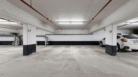 Photo 30 at 327 - 900 Bogart Mill Trail, College Manor, Newmarket