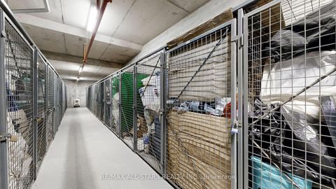 Photo 31 at 327 - 900 Bogart Mill Trail, College Manor, Newmarket