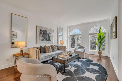 Photo 4 at 278 Dunview Avenue, Willowdale East, Toronto