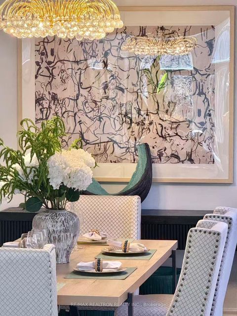 Photo 10 at 278 Dunview Avenue, Willowdale East, Toronto