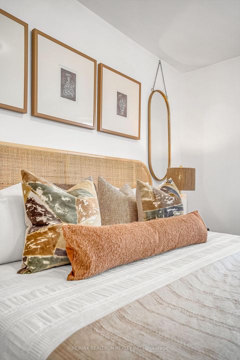 Photo 30 at 278 Dunview Avenue, Willowdale East, Toronto