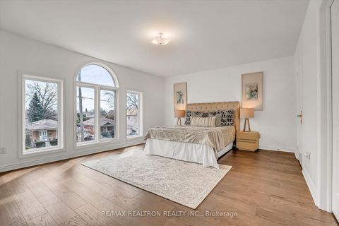 Photo 35 at 278 Dunview Avenue, Willowdale East, Toronto