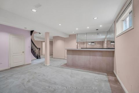 Photo 43 at 278 Dunview Avenue, Willowdale East, Toronto