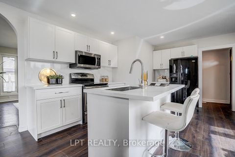 Photo 5 at 194 South Channel Drive, Keswick North, Georgina