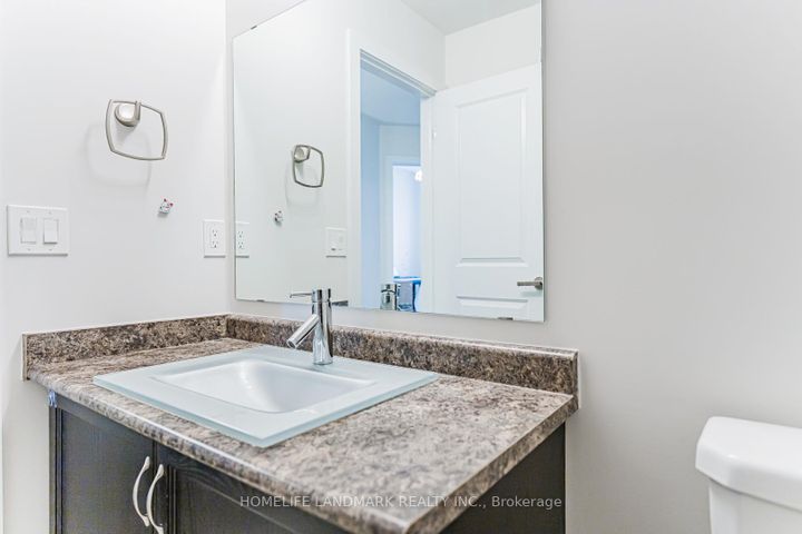 Photo 28 at 62 Helliwell Crescent, Oak Ridges Lake Wilcox, Richmond Hill