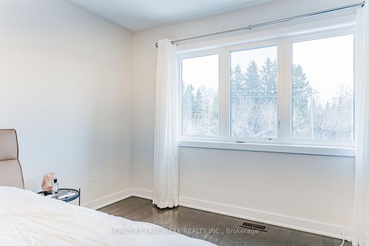 Photo 40 at 62 Helliwell Crescent, Oak Ridges Lake Wilcox, Richmond Hill