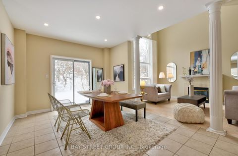 Photo 8 at 43 English Oak Drive, Oak Ridges Lake Wilcox, Richmond Hill