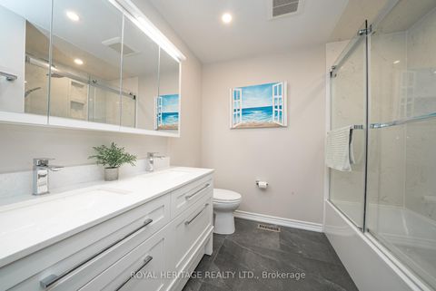 Photo 20 at 201 - 10 Bassett Boulevard, Pringle Creek, Whitby