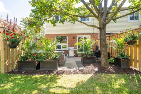 Photo 29 at 201 - 10 Bassett Boulevard, Pringle Creek, Whitby