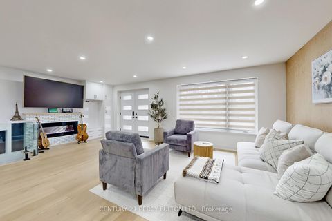 Photo 5 at 26 Farley Crescent, Richview, Toronto