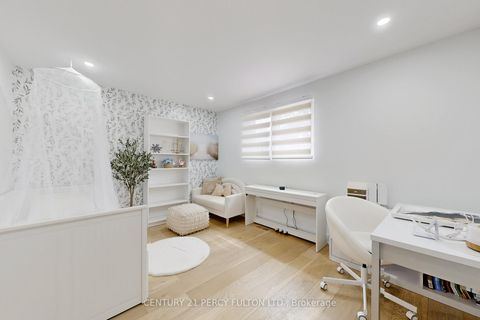 Photo 19 at 26 Farley Crescent, Richview, Toronto
