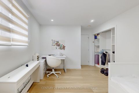 Photo 21 at 26 Farley Crescent, Richview, Toronto