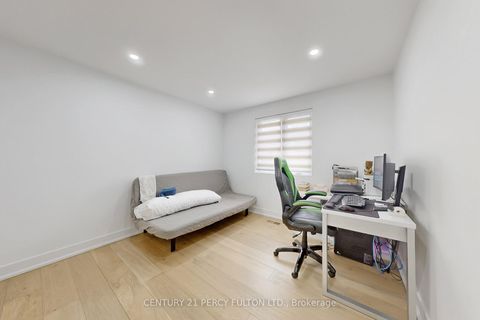 Photo 22 at 26 Farley Crescent, Richview, Toronto