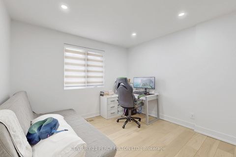 Photo 23 at 26 Farley Crescent, Richview, Toronto