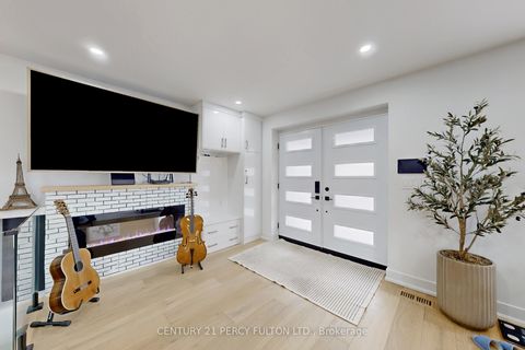 Photo 26 at 26 Farley Crescent, Richview, Toronto