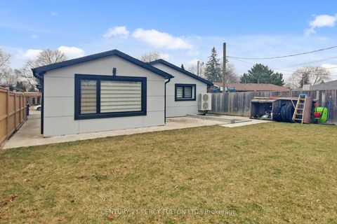 Photo 37 at 26 Farley Crescent, Richview, Toronto