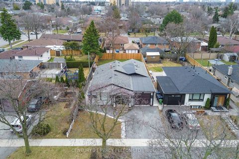 Photo 41 at 26 Farley Crescent, Richview, Toronto