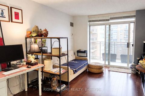 Photo 9 at 607 - 650 Lawrence Avenue W, Lawrence, Toronto