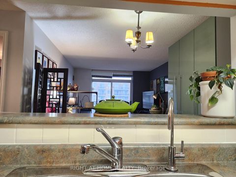 Photo 13 at 607 - 650 Lawrence Avenue W, Lawrence, Toronto