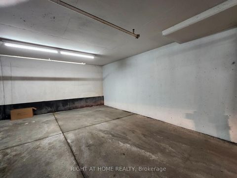 Photo 20 at 607 - 650 Lawrence Avenue W, Lawrence, Toronto