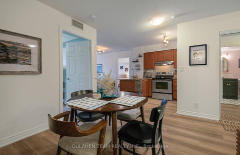 Photo 3 at 516 - 225 Wellesley Street E, South St. James Town, Toronto