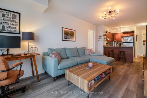 Photo 7 at 516 - 225 Wellesley Street E, South St. James Town, Toronto