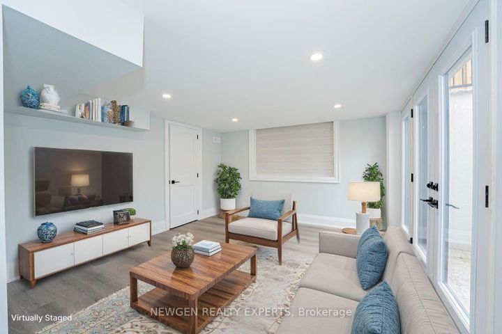 Photo 39 at 1510 BRIDGE Road, WO West, Oakville