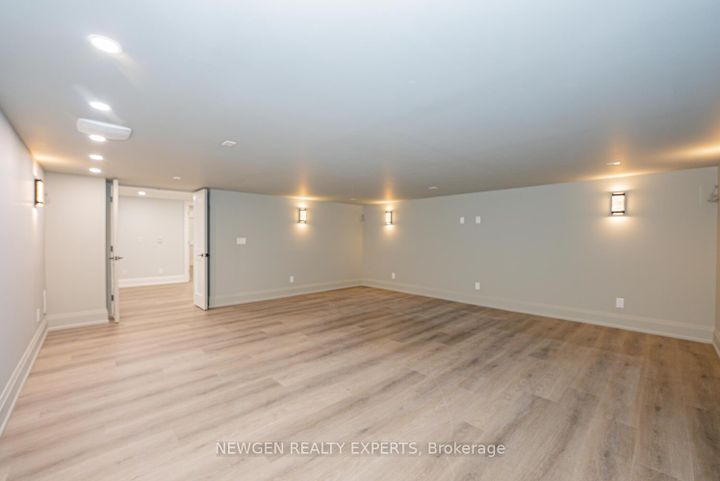 Photo 42 at 1510 BRIDGE Road, WO West, Oakville