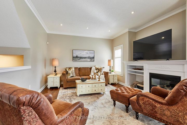 Photo 22 at 1225 Leacock Court, Taunton, Oshawa