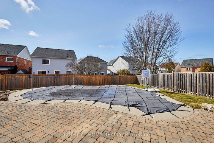 Photo 43 at 1225 Leacock Court, Taunton, Oshawa