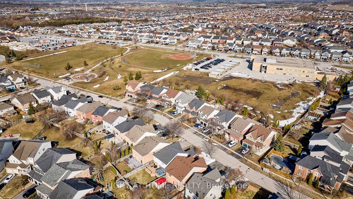 Photo 46 at 1225 Leacock Court, Taunton, Oshawa