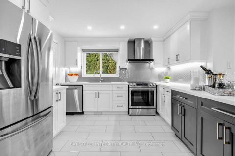 Photo 5 at 157 Orchard Heights Boulevard, Aurora Heights, Aurora