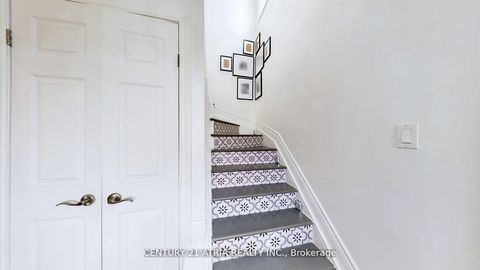 Photo 19 at 1166 Oriole Crescent, Alcona, Innisfil