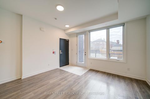 Photo 11 at 7 - 1479 O'Connor Drive, Parkview, Toronto