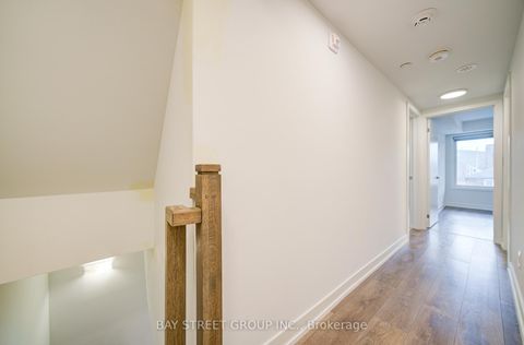 Photo 14 at 7 - 1479 O'Connor Drive, Parkview, Toronto