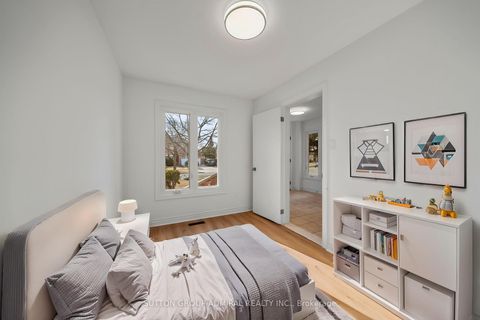 Photo 3 at 295 Fifth Avenue, East Woodbridge, Vaughan