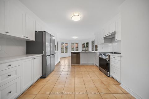 Photo 10 at 295 Fifth Avenue, East Woodbridge, Vaughan