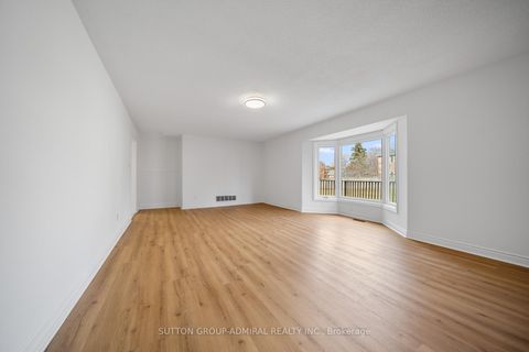 Photo 17 at 295 Fifth Avenue, East Woodbridge, Vaughan