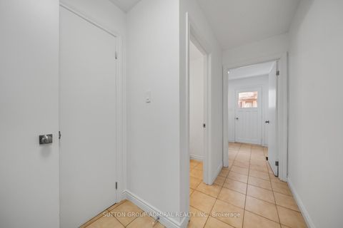 Photo 18 at 295 Fifth Avenue, East Woodbridge, Vaughan