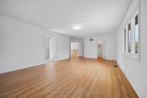 Photo 24 at 295 Fifth Avenue, East Woodbridge, Vaughan